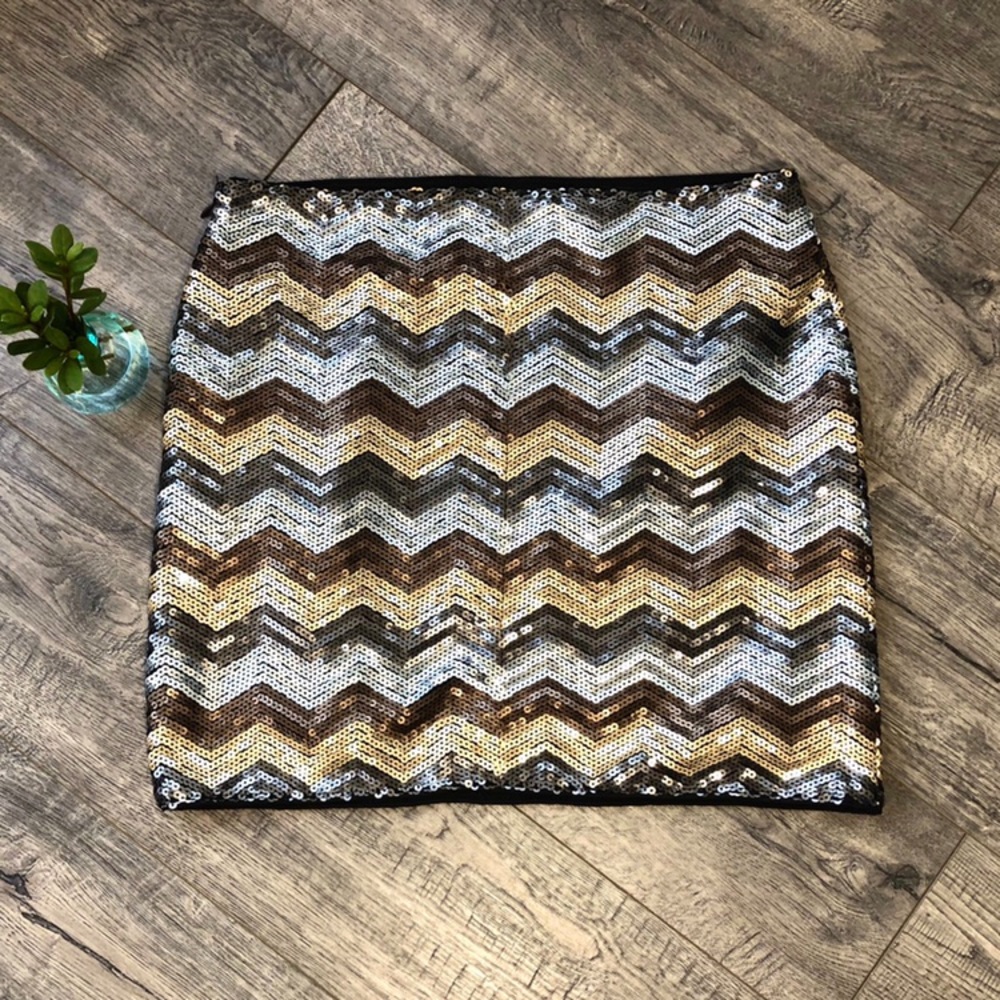 Forever 21 Chevron Sequin Mini Skirt
